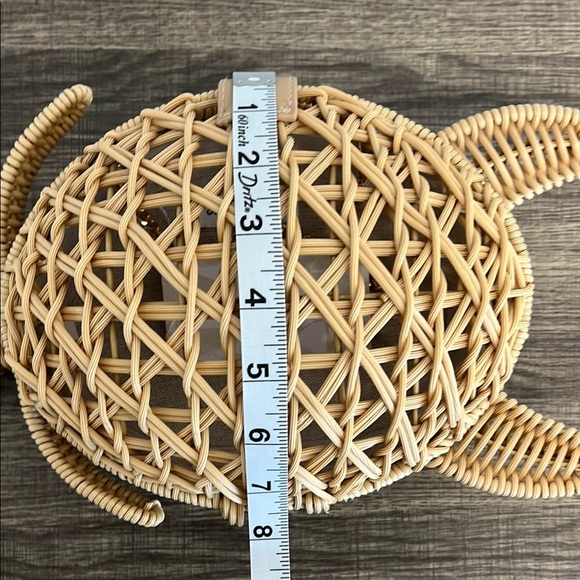 Tommy Bahama | Turtle Woven Bag 🐢 - Picture 11 of 11